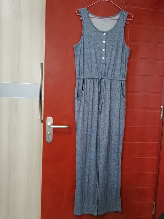 全新～莫代尔棉～超级舒服！弹性巨大的连体裤...