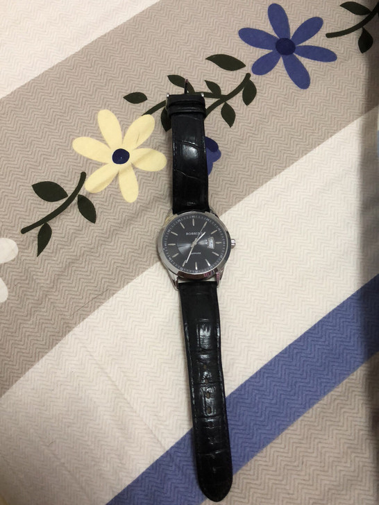 罗西尼手表自己买了有三年多了 现在不怎...