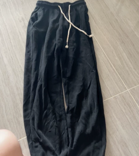 黑色针织薄款休闲裤 s码