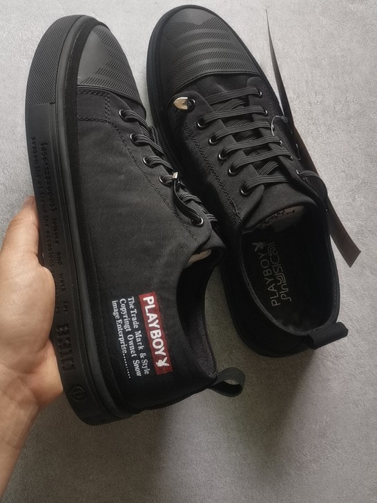 全新花花公子男运动板鞋40码，做工精致，超...