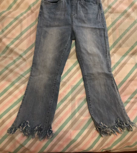 女童牛仔裤全新120 感兴趣的话点“我想要...