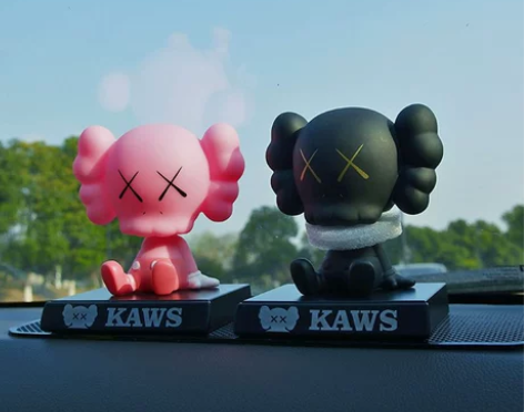 kaws考斯网红摆件潮流摇头可t公仔