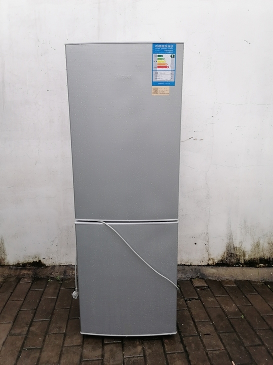 出售名牌海尔160L冰箱