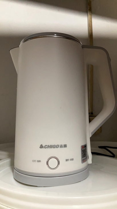 志高热水壶全新包邮1.8L的29.9元
