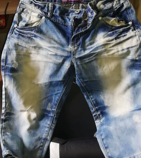 胯上牛仔裤过膝七分裤 低腰，腰围90，前2...