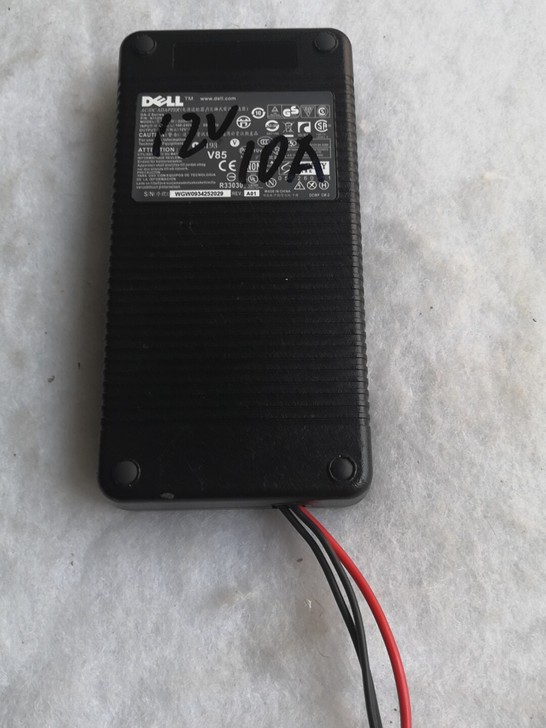 12v18A，12v10A电源，