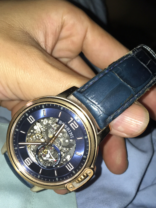罗西尼手表  除了磨损严重其它一点问题没有