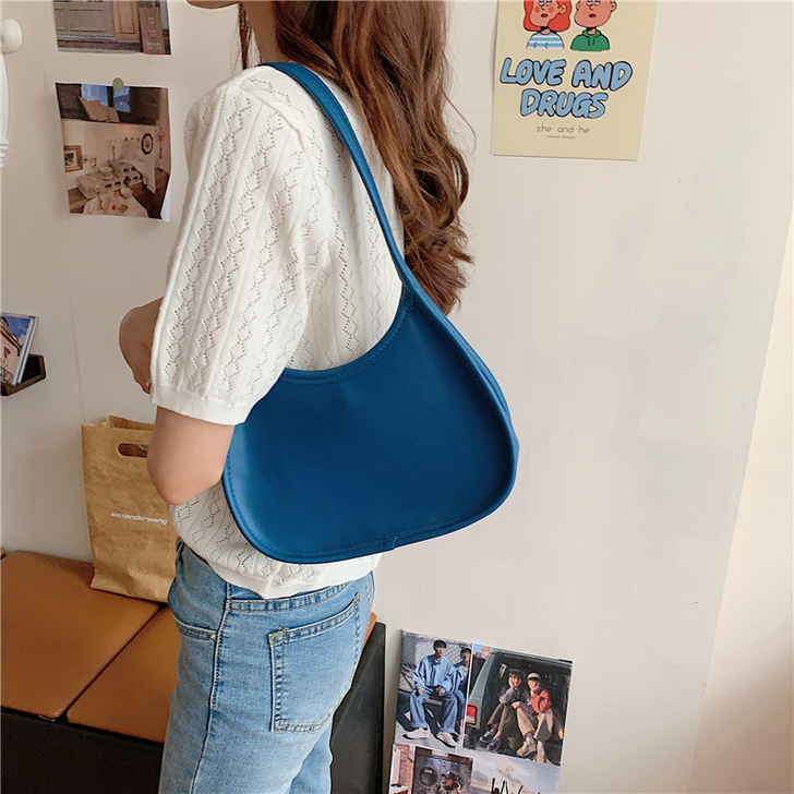 小众设计复古宝蓝色chic简约个性腋下包半...
