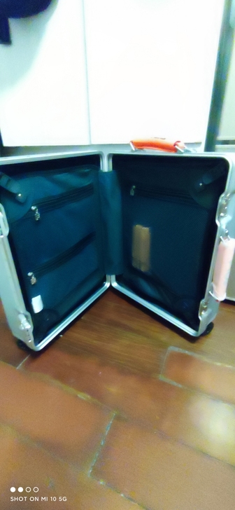 品牌型号 FILA银色20寸拉杆箱把手可替...