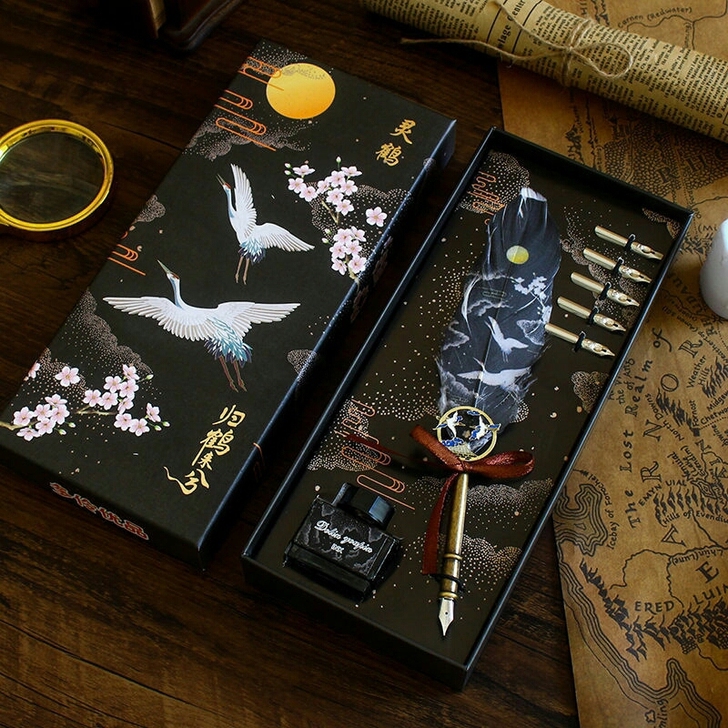 精美羽毛笔钢笔礼物便宜处理了,先到先得。