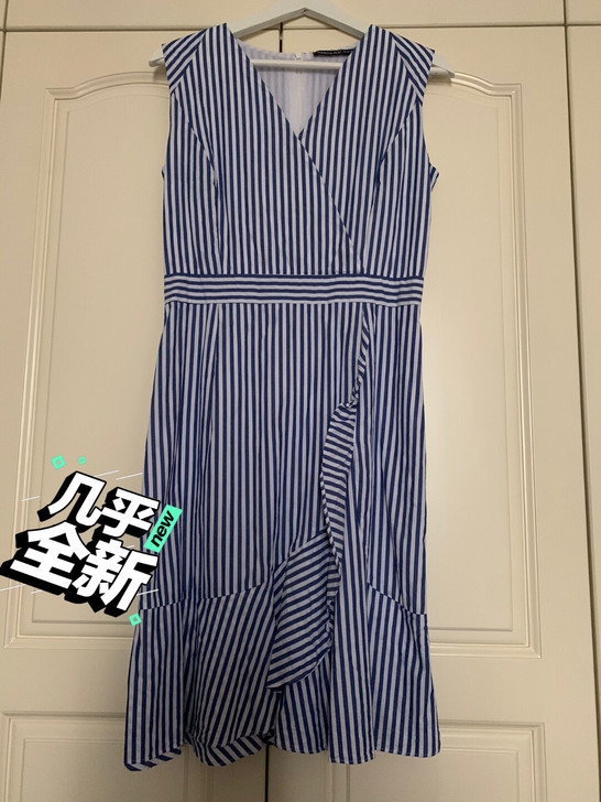 精品店入手，休闲条纹连衣裙，显年轻！吊牌剪...