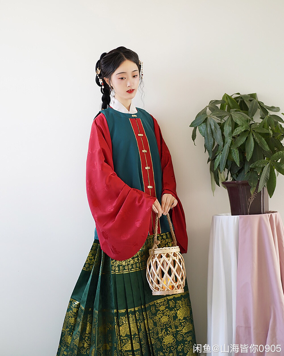 兰若庭 汉服 明制 比甲 绿色