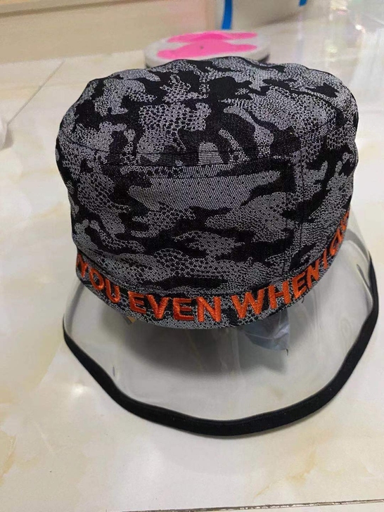品牌全新渔夫帽没戴过吊牌也在，喜欢便宜转了吧