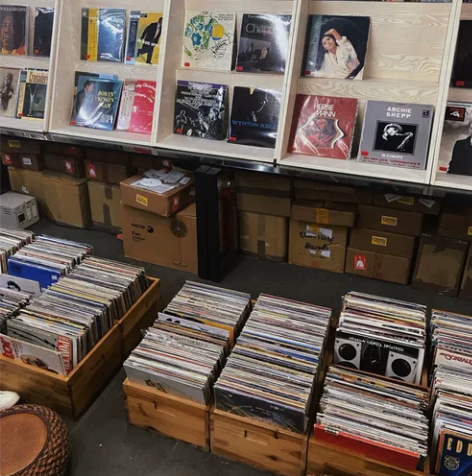 黑胶唱片店不做了 原版二手国外唱片 低价处...