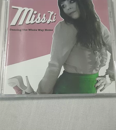Miss Li ，一张原版专辑。9新。 日...