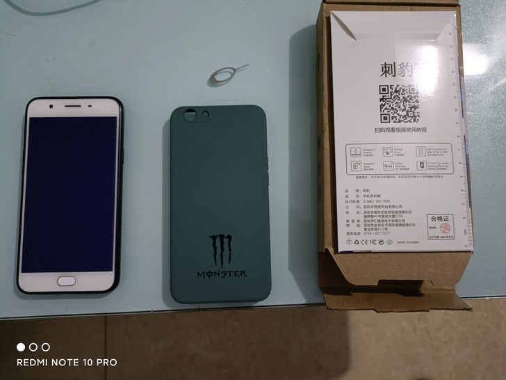 oppo a59s两个手机壳，一个取卡针，...