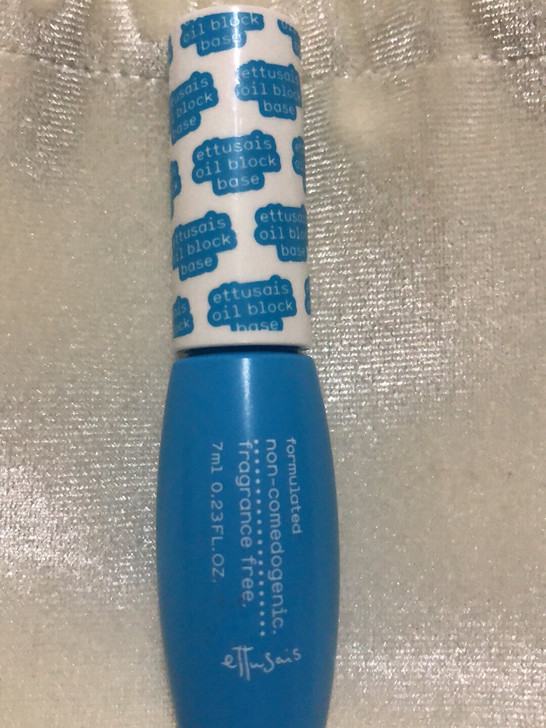 ettusais艾杜纱毛孔修正液