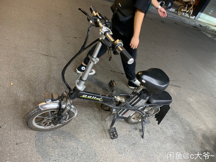 二手电动折叠车，48伏12安锂电池 电池可...