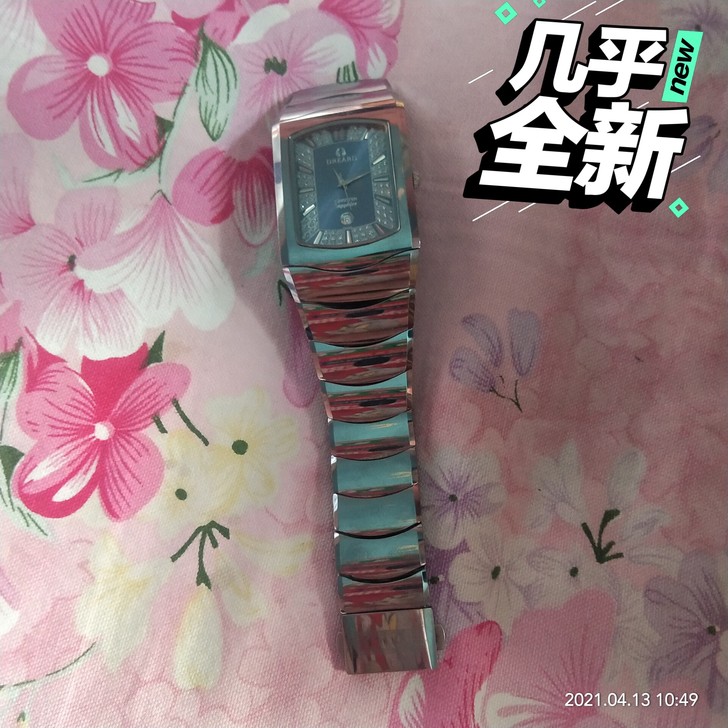 瑞士手表，香港购入保真！永不磨损的。成天放...