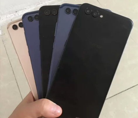 荣耀V10手机，麒麟970处理器，工作室首...