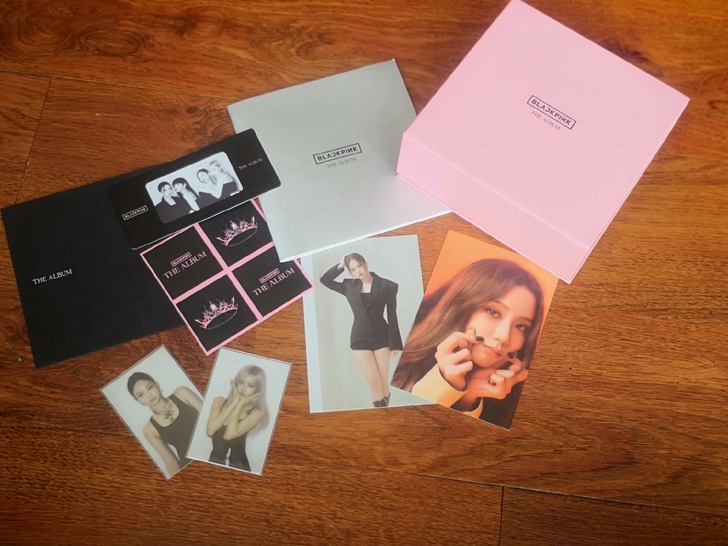 出blackpink正规专辑THE ALB...