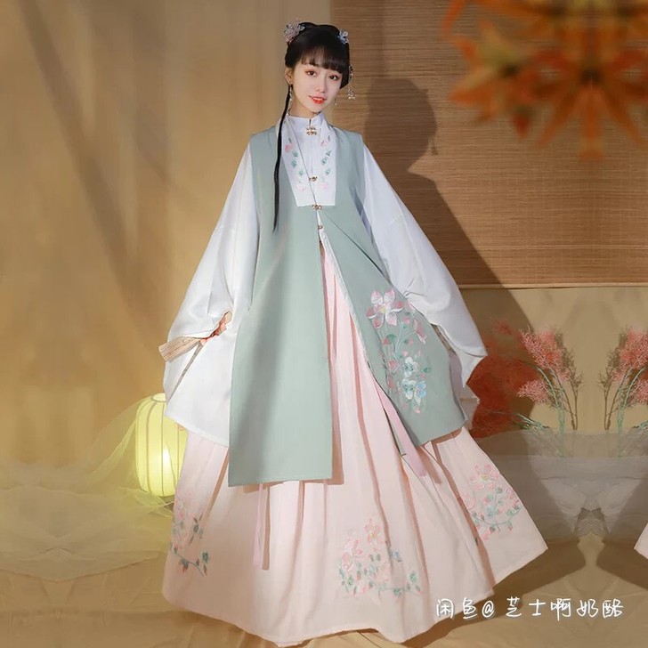 仙楚姬原创汉服女【陌颜】明制袄裙长比甲刺绣...