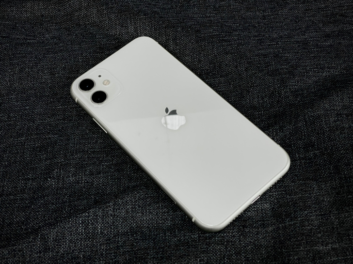 iphone 11白色国行64G版本95新