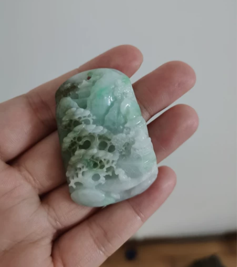 山水玉雕玉牌玉吊坠玉石 有孔,自配绳子就可...