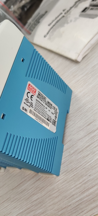 5个明伟5V开关电源