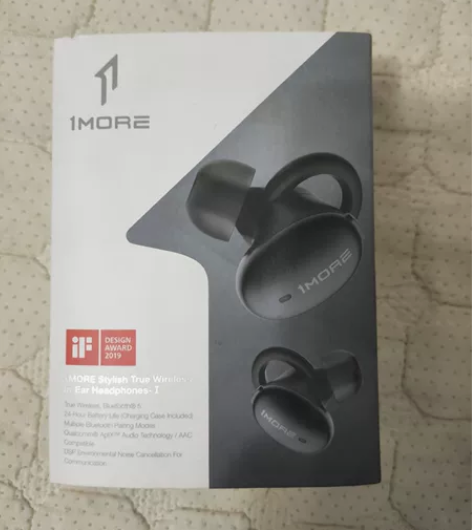 万魔，周杰伦做的品牌，自用了一小段时间，成...