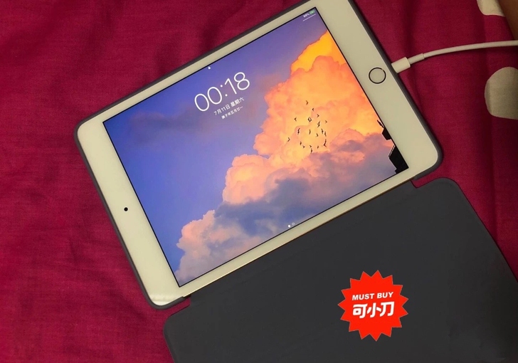 出售 iPad 4代平板电脑~