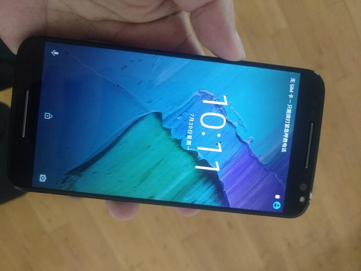 摩托罗拉moto x style xt15...