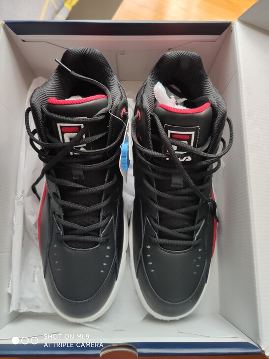 全新真皮, 品牌型号 斐乐复古篮球鞋,男款...