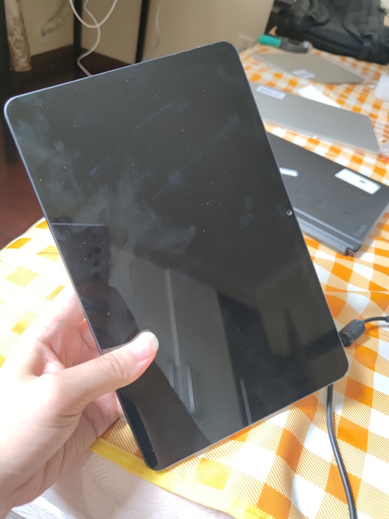 1599荣耀v6平板10.4寸,成色不错。...