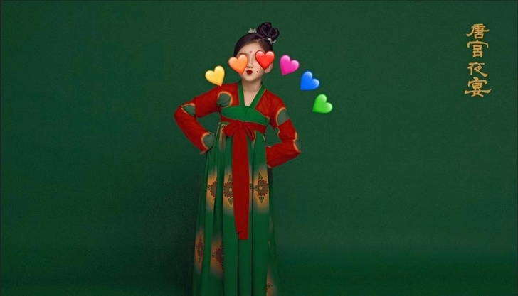 全新唐宫夜宴汉服低价处理，需要联系