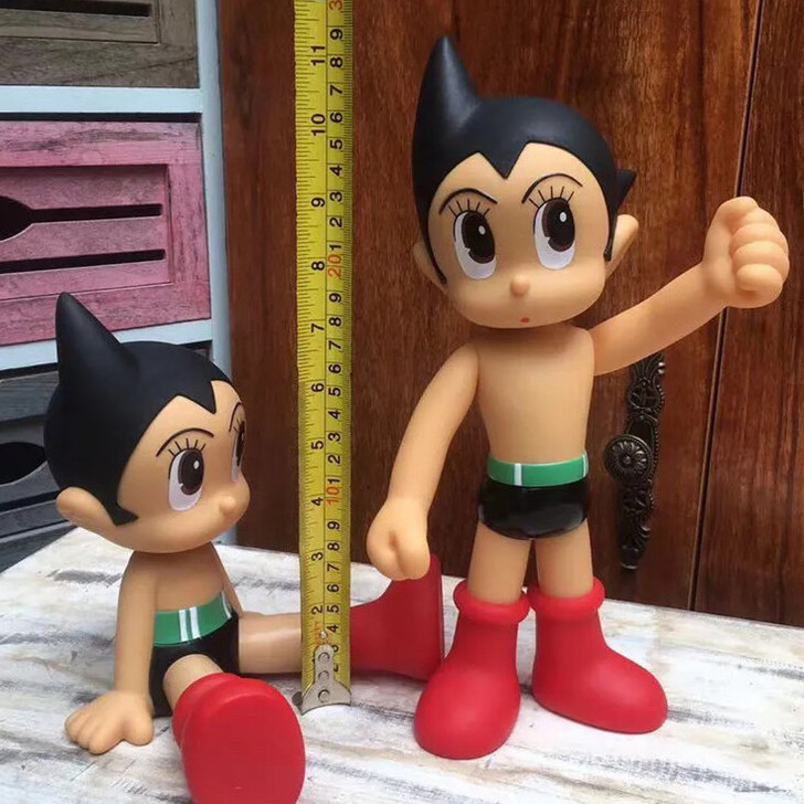 阿童木搪胶手办， 坐姿站姿，两个打包99元！