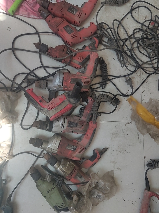 手电钻 电钻 冲击钻 一堆 看上那...