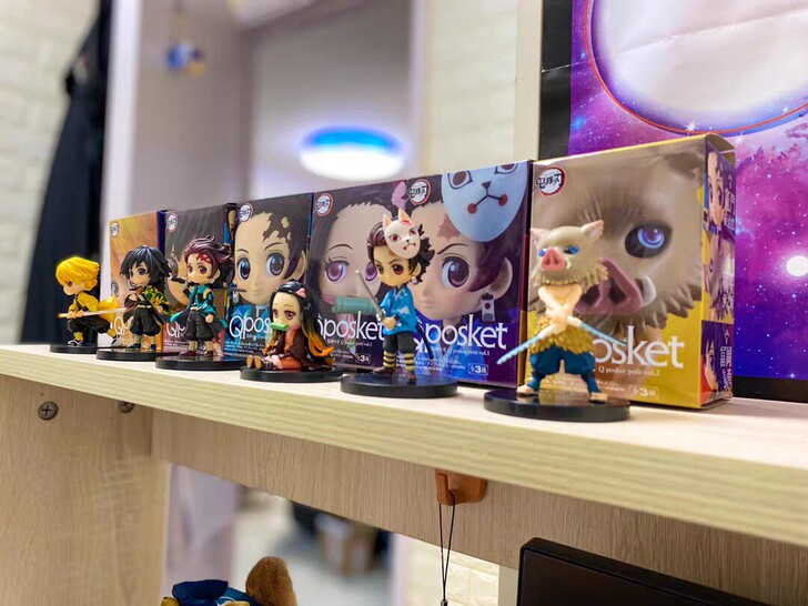 套装价鬼灭之刃手办掌上灶门弥祢豆子掌上系列...