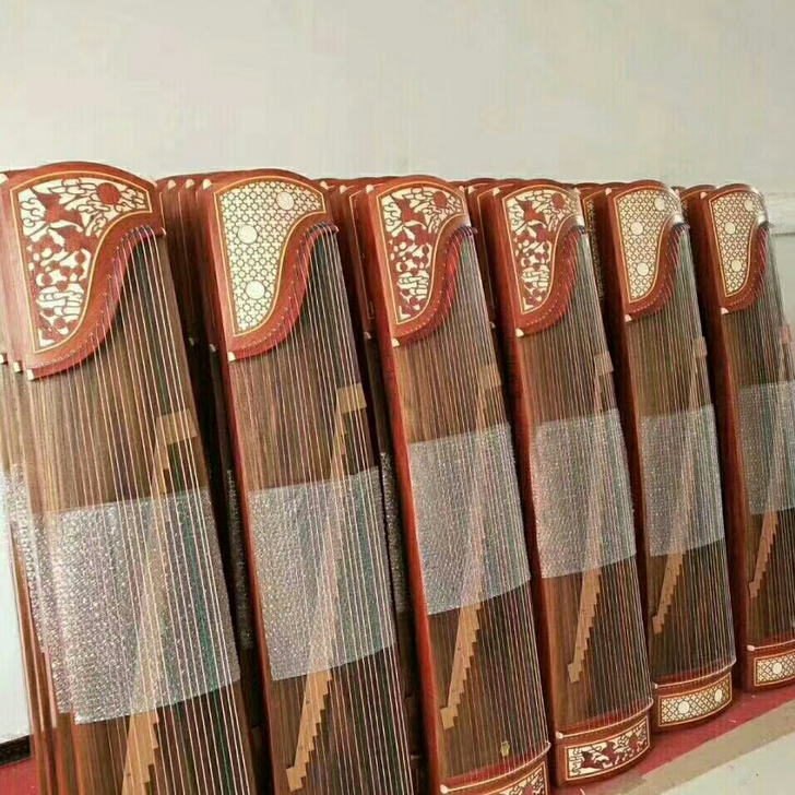 朋友开的琴行,不开了,现在处理一些全新的敦...