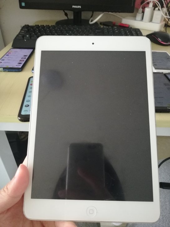 iPad Mini2国行32G。 ID已退...