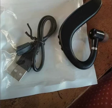 朋友店里的，觉得这个运动带着不掉，很方便 ...
