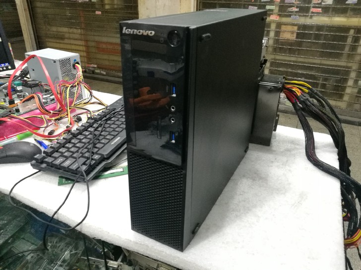 联想杨天M4000e-03 H110准系统...