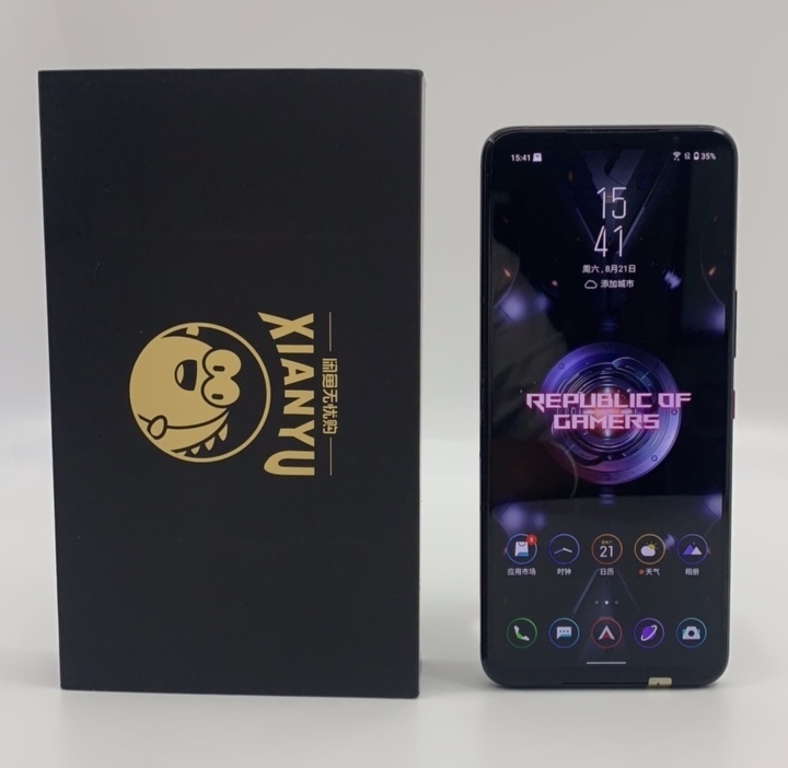 99新华硕游戏手机5国行全网通8G+128...