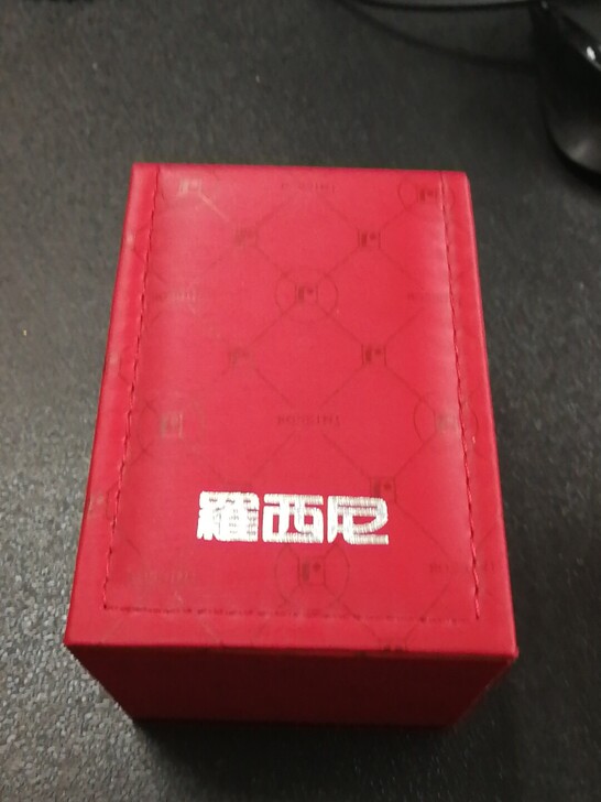 罗西尼牌手表