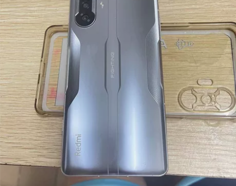红米k40游戏加强版 12+256 用不到...