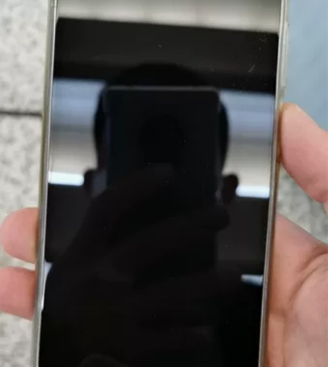 红米K40，几乎全新，买来闲置，12+25...