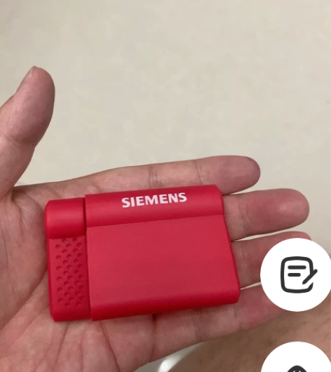 西门子定制便携螺丝刀，公司发的小奖品一共六...