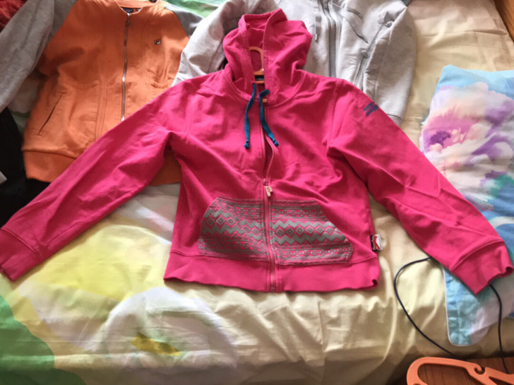 阿童木50菲乐30阿迪70 新旧品牌不同，...