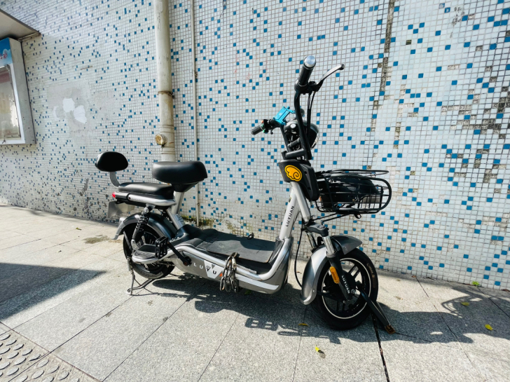 自己用的绿源电动车，急着出售，因为马上要回...