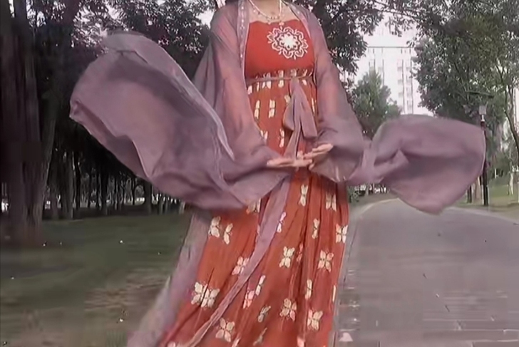 茗月萱琵琶女急出已屠龙刀
